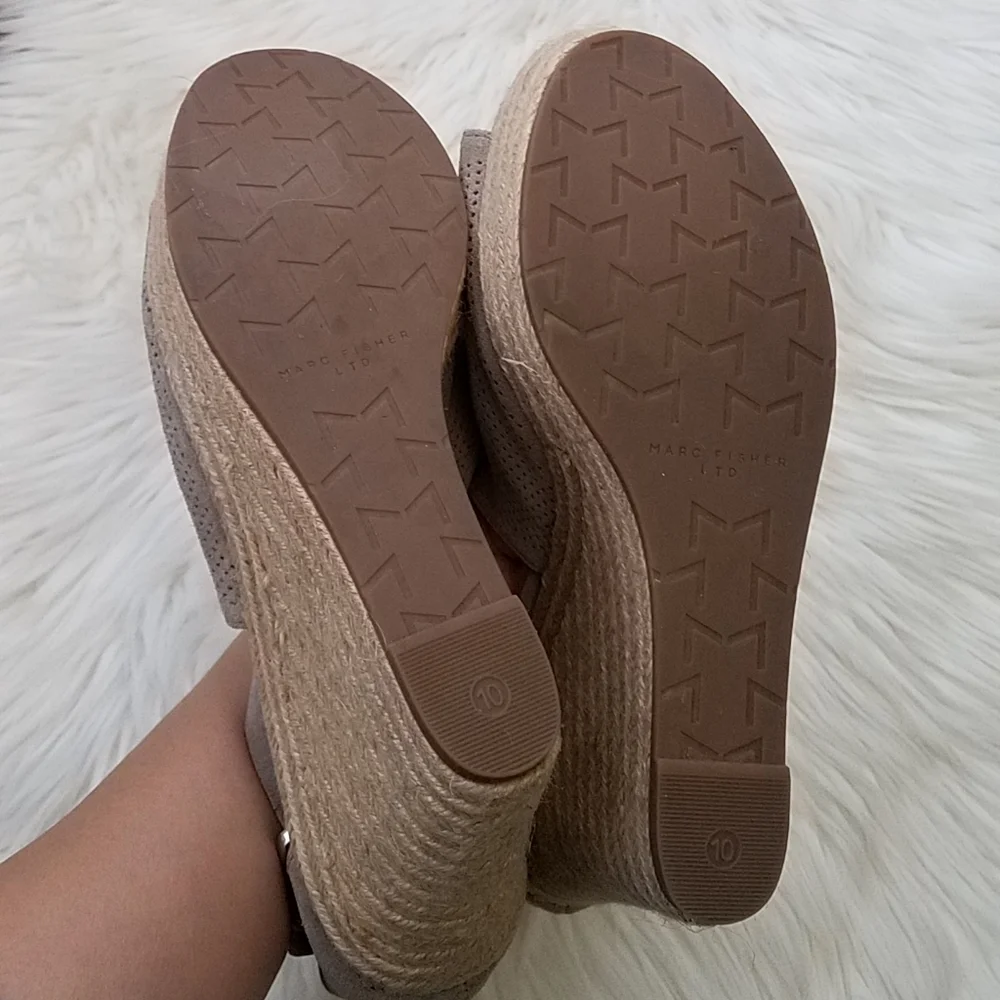 Marc Fisher Allison Espadrille wedges